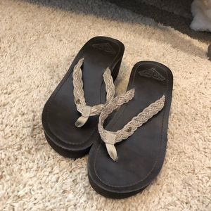 Roxy flip flops, size 7 1/2